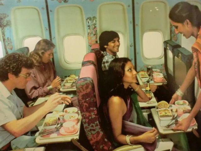 MachineRad's tweet photo. Air India, 1970s.
#Airlines #1970s #history #vintage https://t.co/eUxD9fBznl