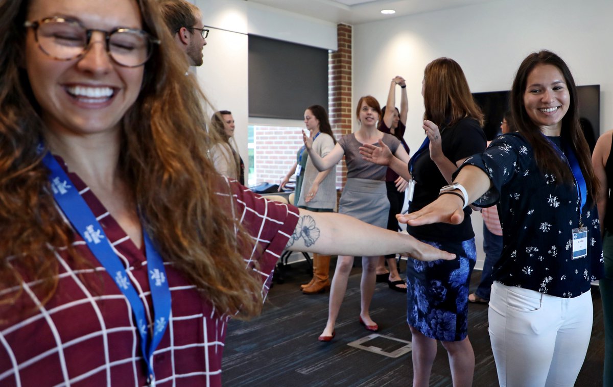 vaseagrant's tweet photo. Training continues on day three of the @AldaCenter communication workshop hosted by @vaseagrant. Stay tuned for more photos from the #training and learn more about The Alda Method® workshops here: https://t.co/owo79JibO0
#SciComm #AldaMethod #AlanAlda https://t.co/5POXrRjwni