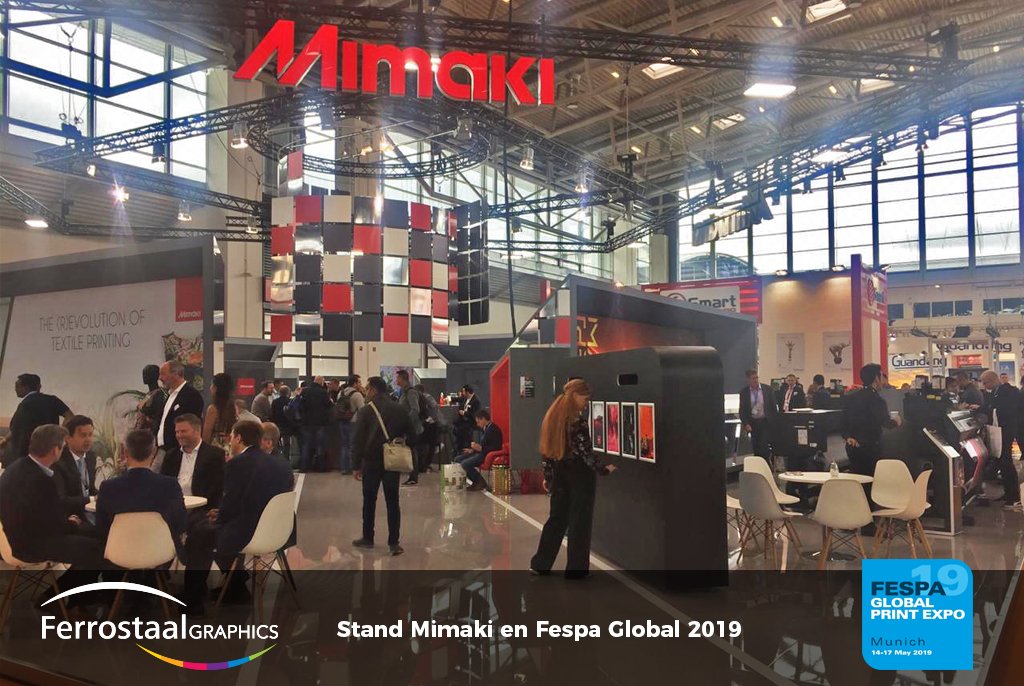 FerrostaalGraph's tweet photo. Viajamos a Alemania, para asistir a @FESPA 2019, la feria gráfica para gran formato más importante del orbe, con nuestras marcas @mimakilatam, @DurstTechnology, @ColexFinishing, #Fotoba. Visitamos la nueva sede corporativa y el Centro de Experiencia de Clientes @DurstTechnology https://t.co/kJDG1qrY0C