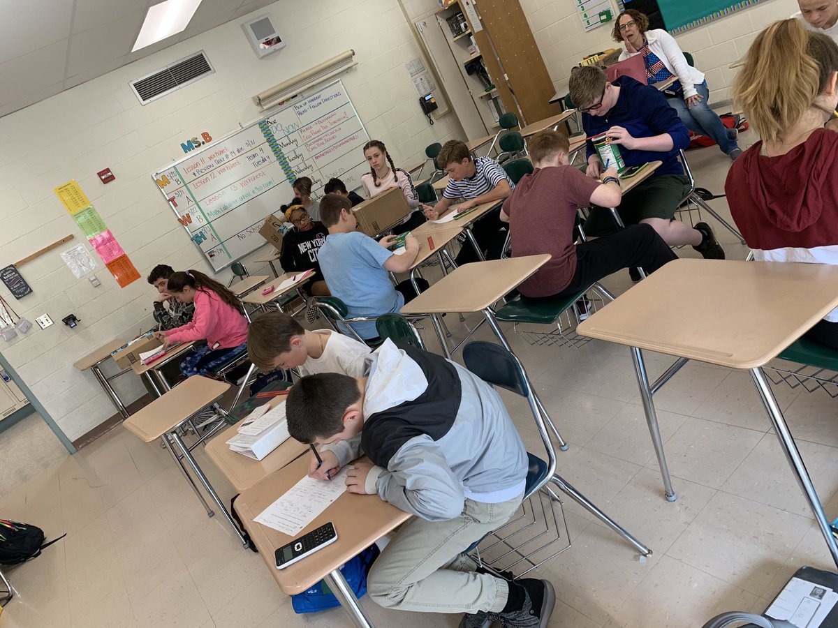 Team4UVMS's tweet photo. Calculating volume of prisms 📏 https://t.co/3VfChQGxXc