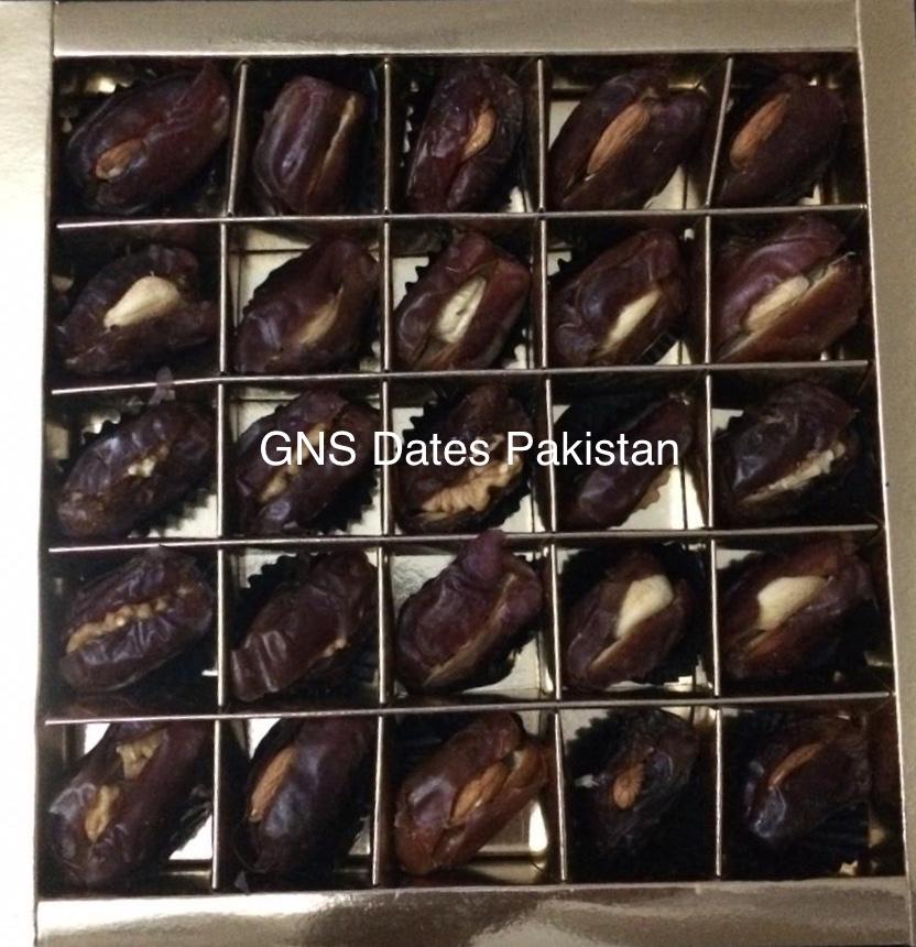 Best Quality Aseel Dates stuffed with variety of Nuts. Delightfully delicious! @aseeldates @uniondates @khairpurdates #aseeldates #datesandnuts #dates #nuts #healthyfood