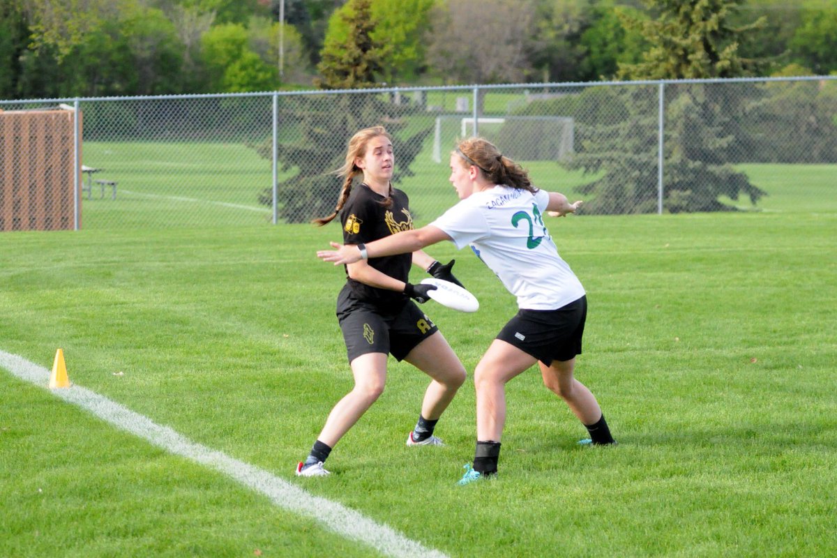 Tonight! Come on down to Johnny Cake for the last games of the regular season in a senior night doubleheader as we celebrate 10 years as a program!

6 - Boys v. <a href="/hopkinsultimate/">Hopkins Ultimate</a> 

7:45 - <a href="/AVHSGirlsUlty/">AVHS Girls Ultimate</a> v. @epgirlsultimate