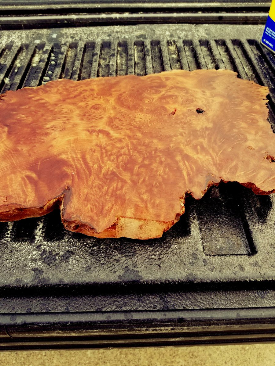 I've got wood. #CaptionYourCameraRoll
#jwwoodworkswv #wood #woodcraft #woodworking #woodisgood #handcrafted #homemade #woodwork #handmade #cuttingboard #burl #redwood