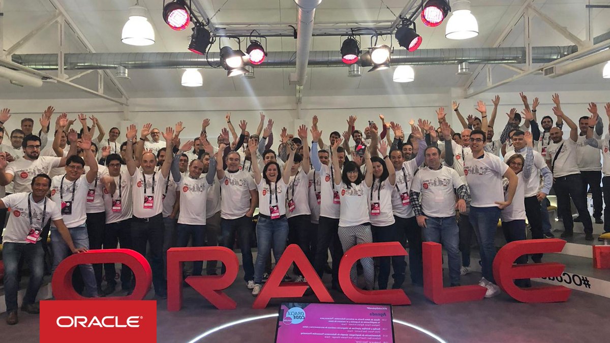 oracle_es's tweet image. Más de 120 desarrolladores nos acompañaron en #OCodeExploreSP para analizar juntos los mejores métodos y tendencias en desarrollo. 
¡GRACIAS!

💻bit.ly/2VMUb9Y