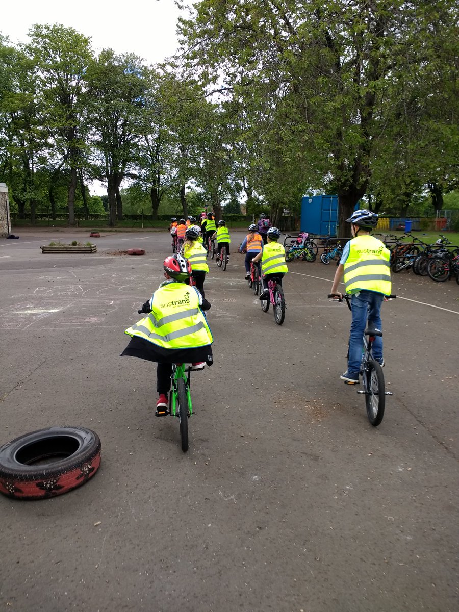 Amazing day doing some Bike Orienteering on the National Cycle Network with P6 @wlstmarysbath . One of our orienteering posts was hidden at the newly painted milepost @Laura_CSW ! #activelearning #mapskills #healthandwellbeing @SustransScot