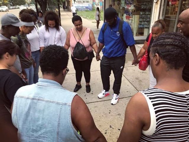 #HandsAcrossChicago is a reminder that you are not alone. You and your church are part of the larger work that God is doing across Chicagoland. When we stand alongside each other in prayer, we multiply our strength and vision, and we enter into relations… bit.ly/2M2tXRi