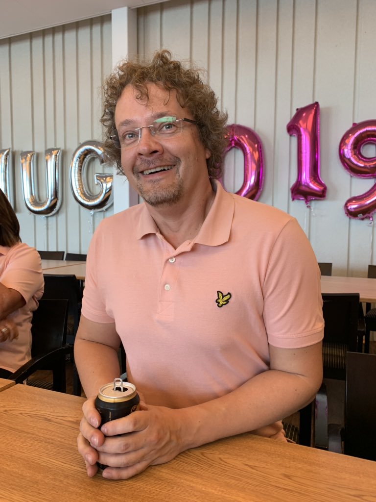 HappySignalsLtd's tweet photo. Spending the day with customers makes @SamiKallioHki a Happy man! π #itsm #HappyUserGroup2019 https://t.co/q5uj8Q8NrV