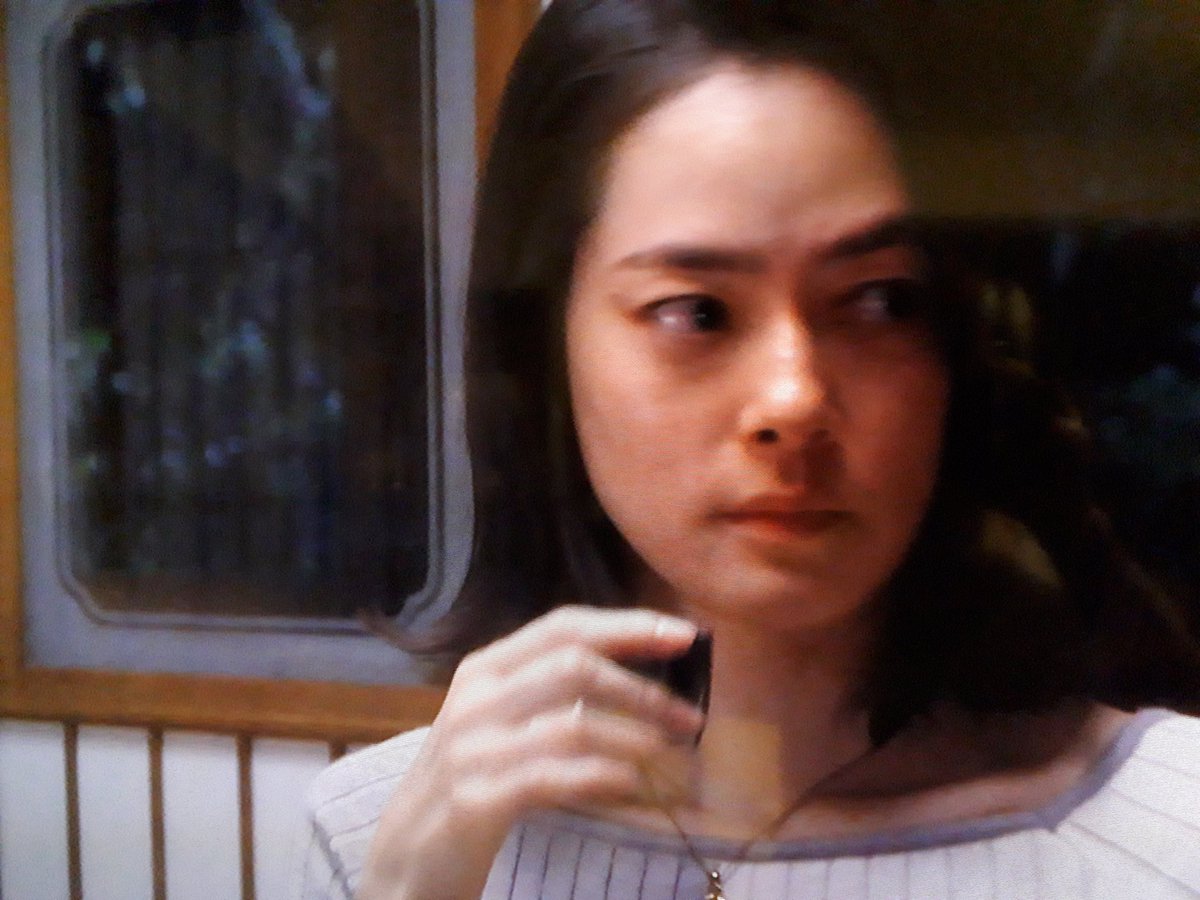 Tatsuhisa Nico08nico18 Sikisokuzekuu17 市川実日子がいいですねえ 野坂教授 と比べると ほかの男性教授陣が いかにも子どもっぽい喧嘩や縄張り争いお山の大将選びをやっているようで 可愛いく見える 第三セクター話以降のキーパーソンとなる予感