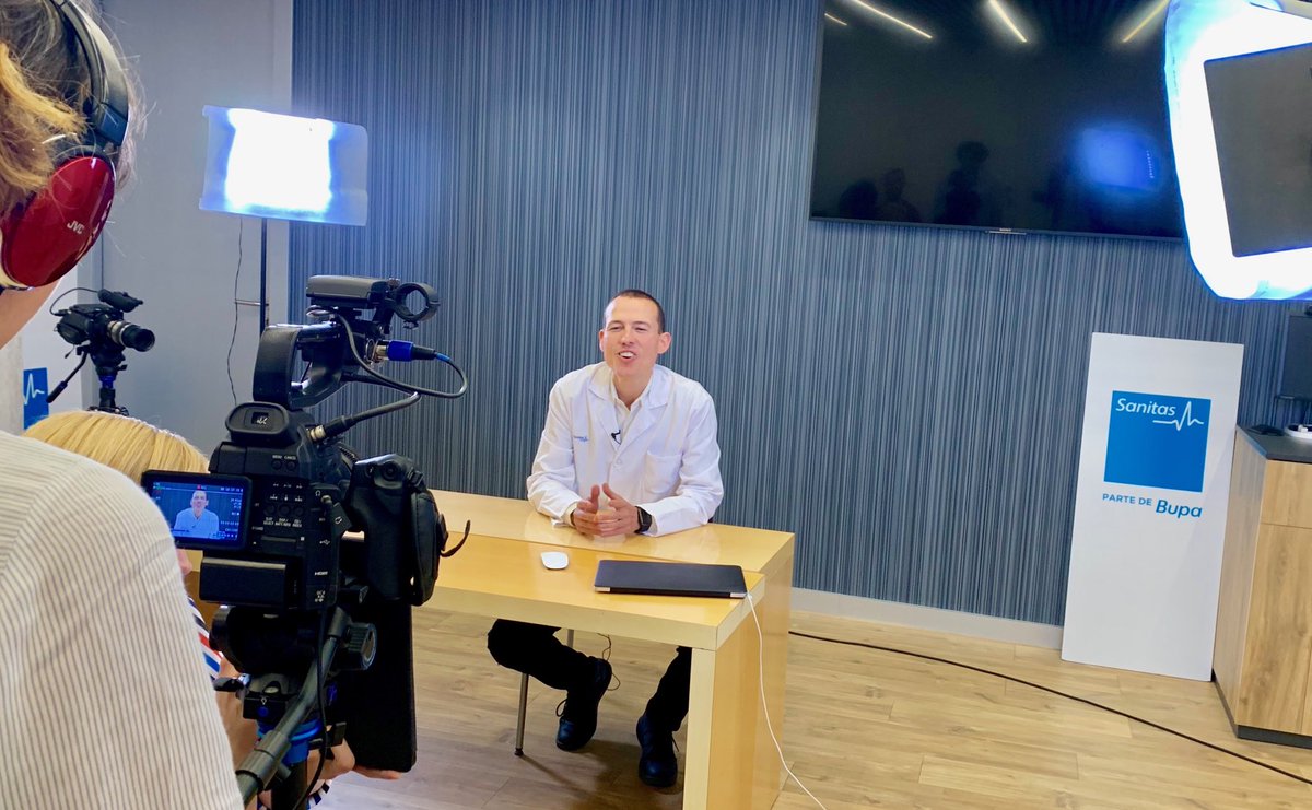 cmorcilloserra's tweet photo. Making-of en #HospitalCima ⁦@sanitas⁩ del nuevo curso online de #DigitalMedicine &amp; #DigitalTherapeutics “nuevas tecnologías en el diagnóstico y tratamiento del dolor y la ansiedad”, con la #DigitalCrack ⁦⁦@MireiaSansC⁩ https://t.co/xiYwji0PLX