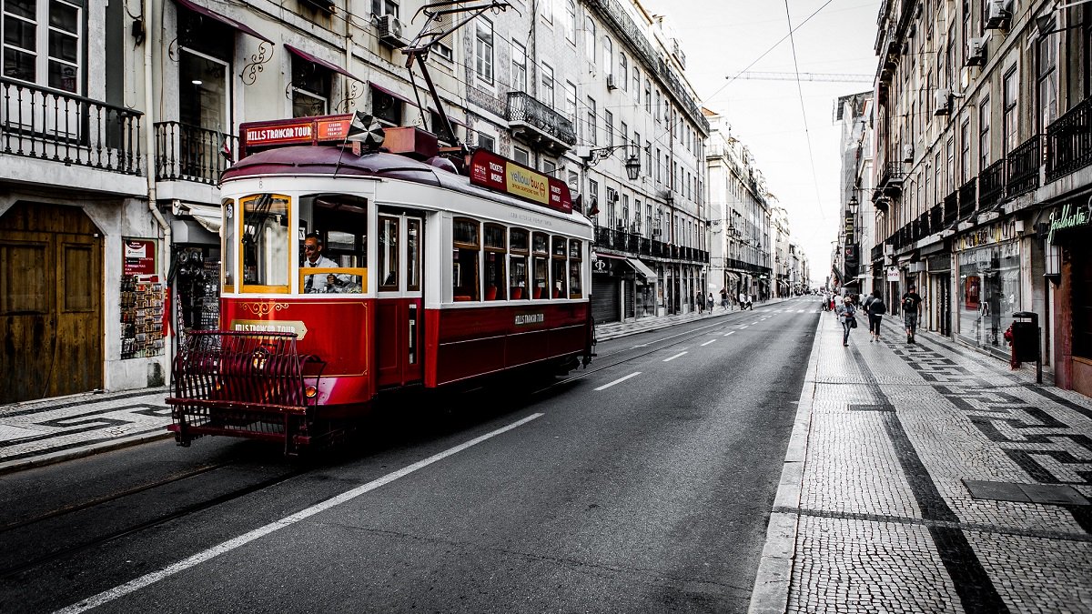 ☝️Investigador@s de <a href="/CETAQUA/">Cetaqua</a> comparten en la #ECCA2019 sus estudios realizados en #Barcelona sobre la efectividad de las estrategias de #adaptación de las #ciudades al #CambioClimático. 

🔗bit.ly/EuropaSeAdapta…

#ResilienciaUrbana #Inundaciones #Residuos #ClimateAction #Europa