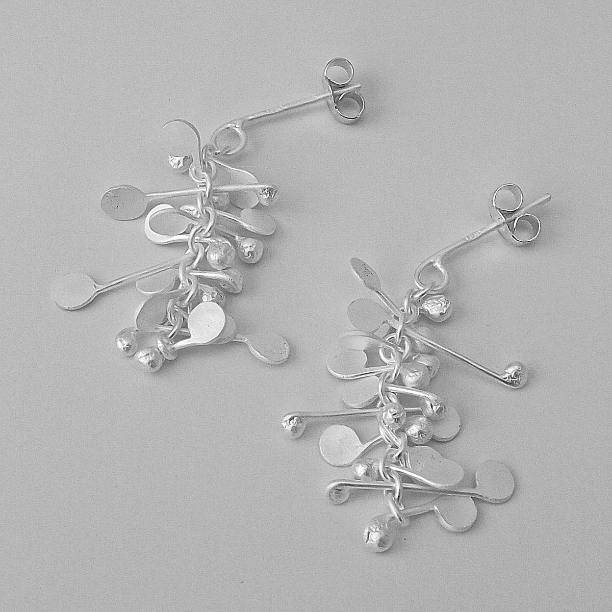 Blossom stud drop silver earrings fionademarco.com/collections/bl… #fionademarcojewellery #blossom #silverearrings #handmadeearrings #studearrings #dropearrings #petals #whitejewellery #handmadejewellery #jewellery #onlineshop