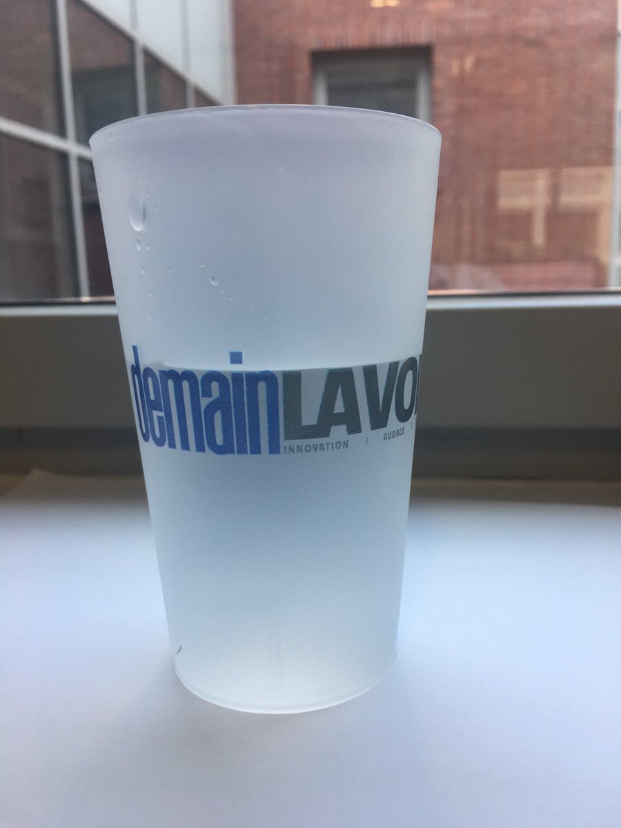 Bon, ça y est, j’arrête les gobelets en plastique et je passe à l’eco-cup. Obligé, hein ... On n’est pas encore irréprochables mais on avance, on avance ! #demainlavoix #mediaengagé #nouvellehistoire