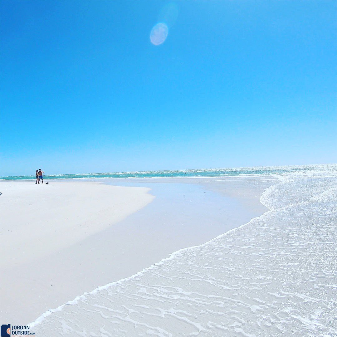 jordanoutside's tweet image. Where the island curves and you get two bodies of water colliding. It causes some crazy currents. Who else loves exploring the beach?
.
.
#beachdaysarethebestdays #imreadyforthebeach #sandbars #floridabeaches #jordanoutside #annamariaisland