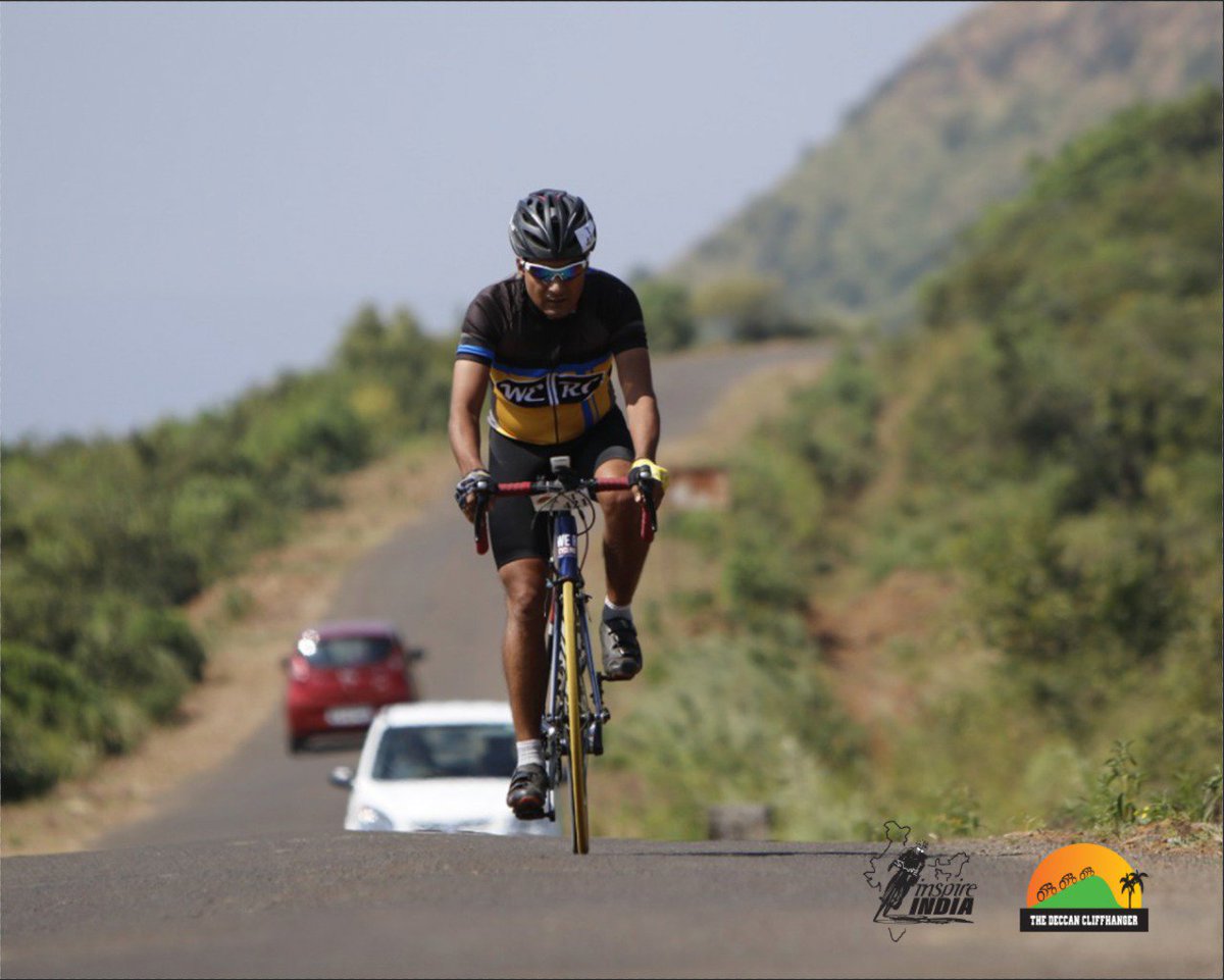 inspireINDraces's tweet photo. Sarvesha Samaga of Team @wercycling Mangalore riding over the Bhilar section of Deccan Cliffhanger! 
#sahyadri #maharashtra
#mangalore #deccancliffhanger #raceacrossamerica #raamqualifier #racing #cyclingevent #punecycling #inspireindia #ultraracers #indiancycling #cyclingvideos https://t.co/JvWK26H8xl