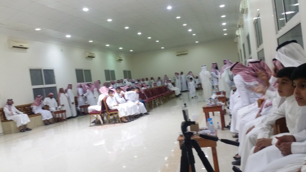 Al_faheedf's tweet photo. أسرة الفهيد ترحب بجميع أبنائها رابع أيام العيد في قاعة الفهيد حياكم . https://t.co/Heudjs4v7f