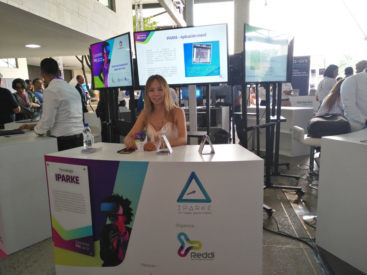ReddiColombia's tweet photo. En nuestro #Experienceday2019 presentamos las tecnologías del #ExperienceDay Transformación digital 2019. #Exponegocios @javerianacali
#Iparke 👏 https://t.co/2aToS32Fwi https://t.co/eLM1rL8Q6O