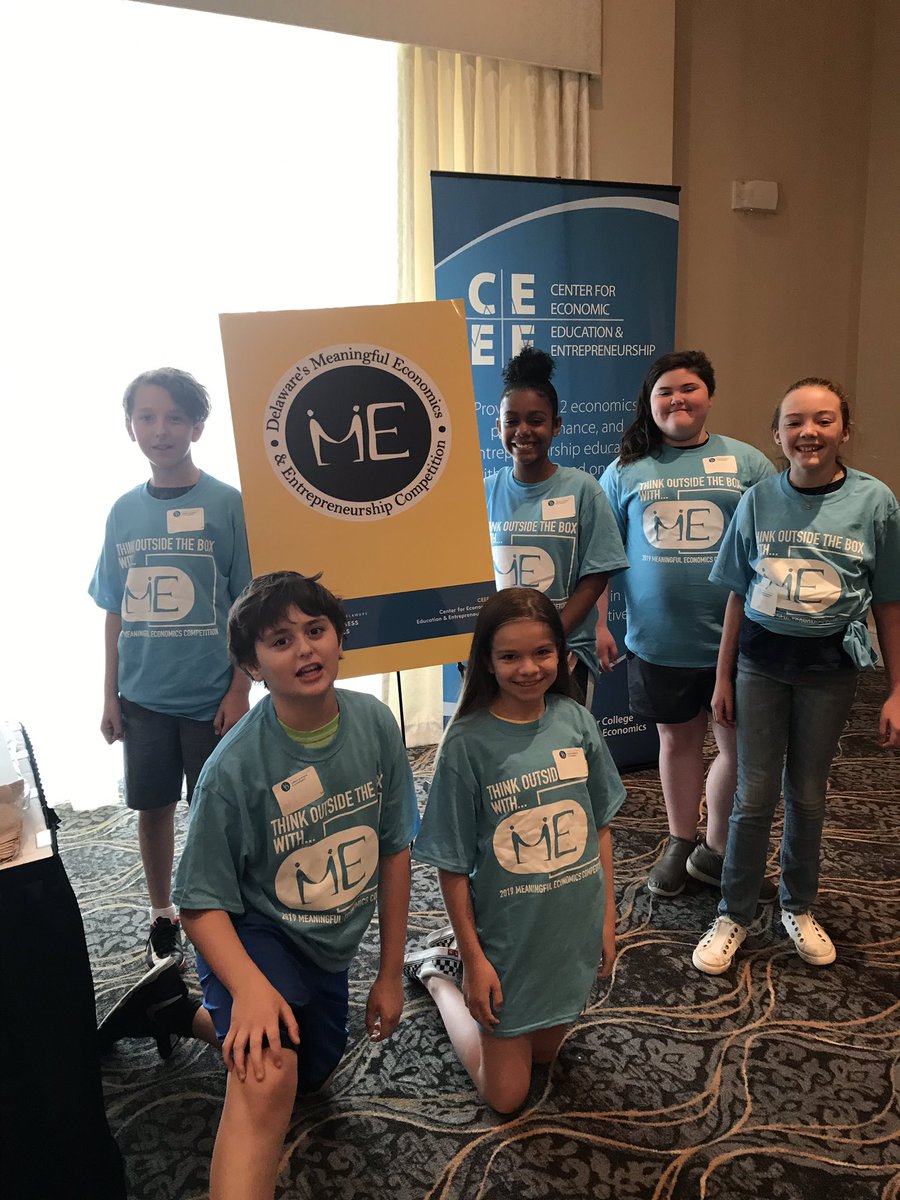 DEspacegirl's tweet photo. 5th grade Meaningful Economics Competition!!! Go Wilson!! #WilsonES @ChristinaK12 @CEEEatUD https://t.co/zGSsySOWR0