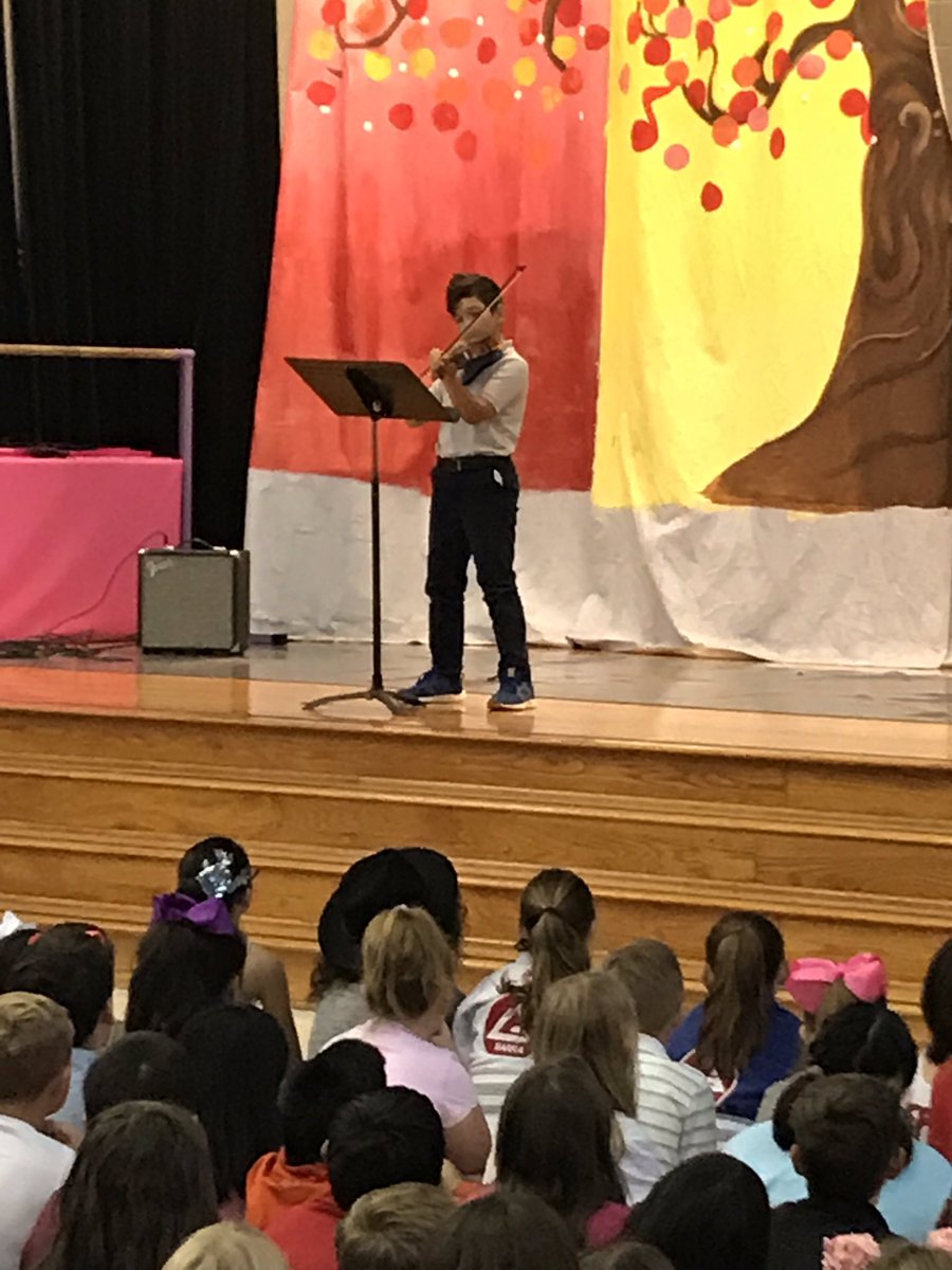 CJHarris_STARS's tweet image. More talented students to celebrate this morning @CJHarris_STARS #WeAreKnowledgeable