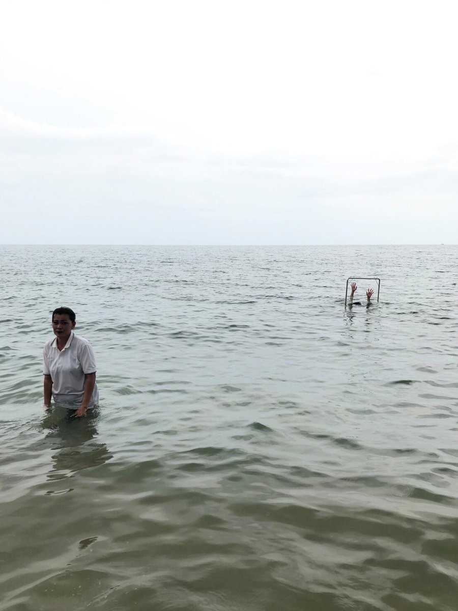 ban_gu_eng's tweet image. วันนี้มาเดินพรมแดง