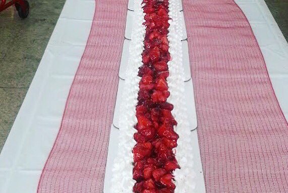 MidtowneMarket's tweet photo. Today is a fun day at #MidtowneMarket! 
It's #Ribfest from 10 am - 7pm AND we will have the LARGEST #StrawberryShortcake in St. Charles!
Come get your slab of #Ribs and Slice of Strawberry Shortcake! https://t.co/wfr4UhfPy0