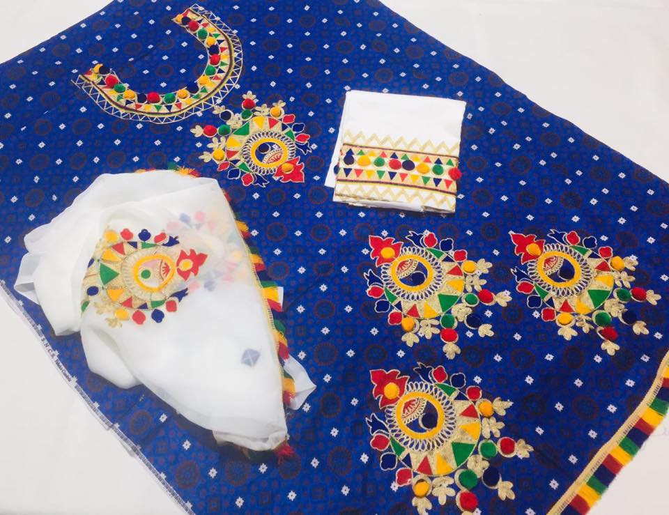 M_talha09's tweet photo. New Lwn ajark with chiifon 3 pc suits dupta plz order inbox or whatsapp 03346004003 https://t.co/ZgiCMJZiCg