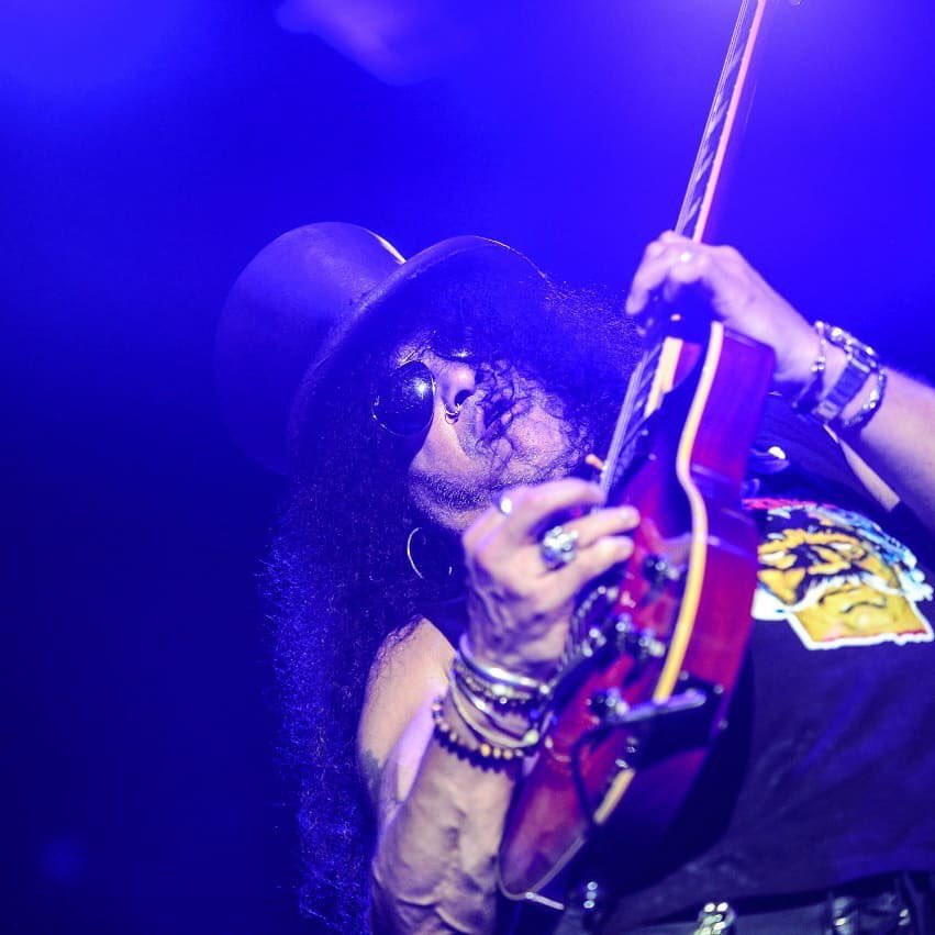 Some nice pics of <a href="/Slash/">Slash</a> yesterday in Florianópolis! 🤘🏻🇧🇷🔥
His next show will be in Curitiba tomorrow at Live Curitiba! #SMKC #LivingTheDreamTourFloripa