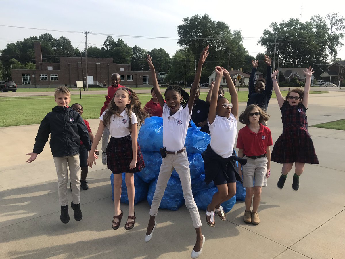 HCGCmagnet's tweet photo. Fourth graders had their last recyclable pick up today. This year they have recycled hundreds of bags of plastics, paper, and cans, and we are so proud of them! They have truly shown us what it means to “Be the Change!”❤️♻️🌎💙 https://t.co/tGrc1n8ZoF