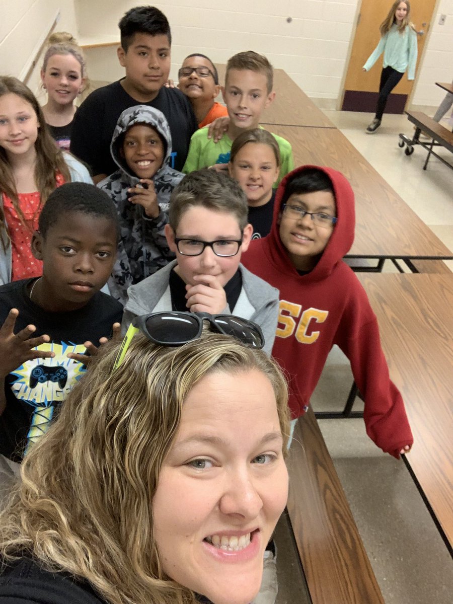 MrsN_PLSD's tweet image. Walkathon and health fair.  #teamexplorer #harmonheroes #Plsdproud