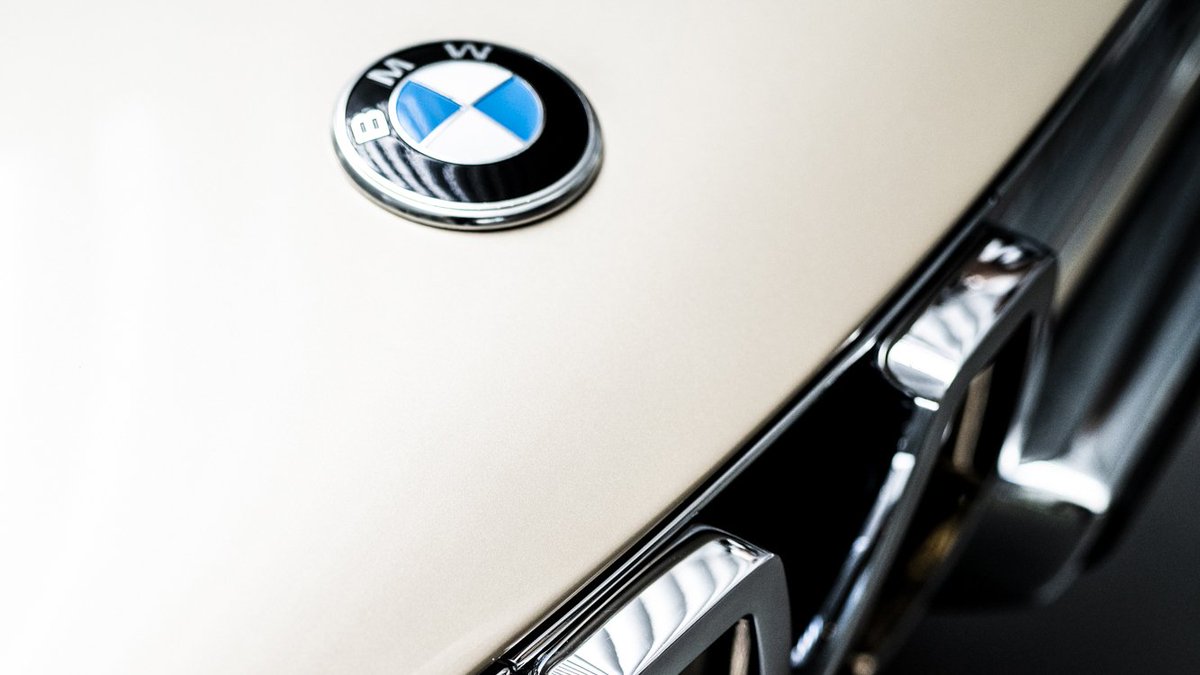 BMWGroup's tweet photo. Prepare for the secret to be revealed! This weekend at the #concorsodeleganza2019 #villadeste, you will see how #BMW pay homage to design visionary #marcellogandini. #bmwgroupdesign #bmwgroup https://t.co/txTlGZ7MaG