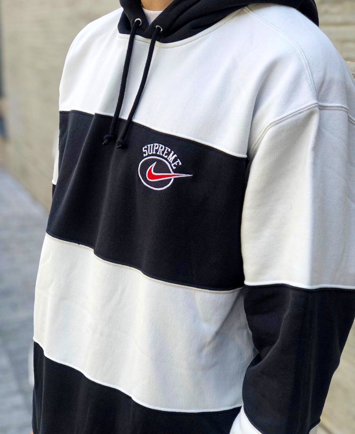 supreme nike striped hoodie