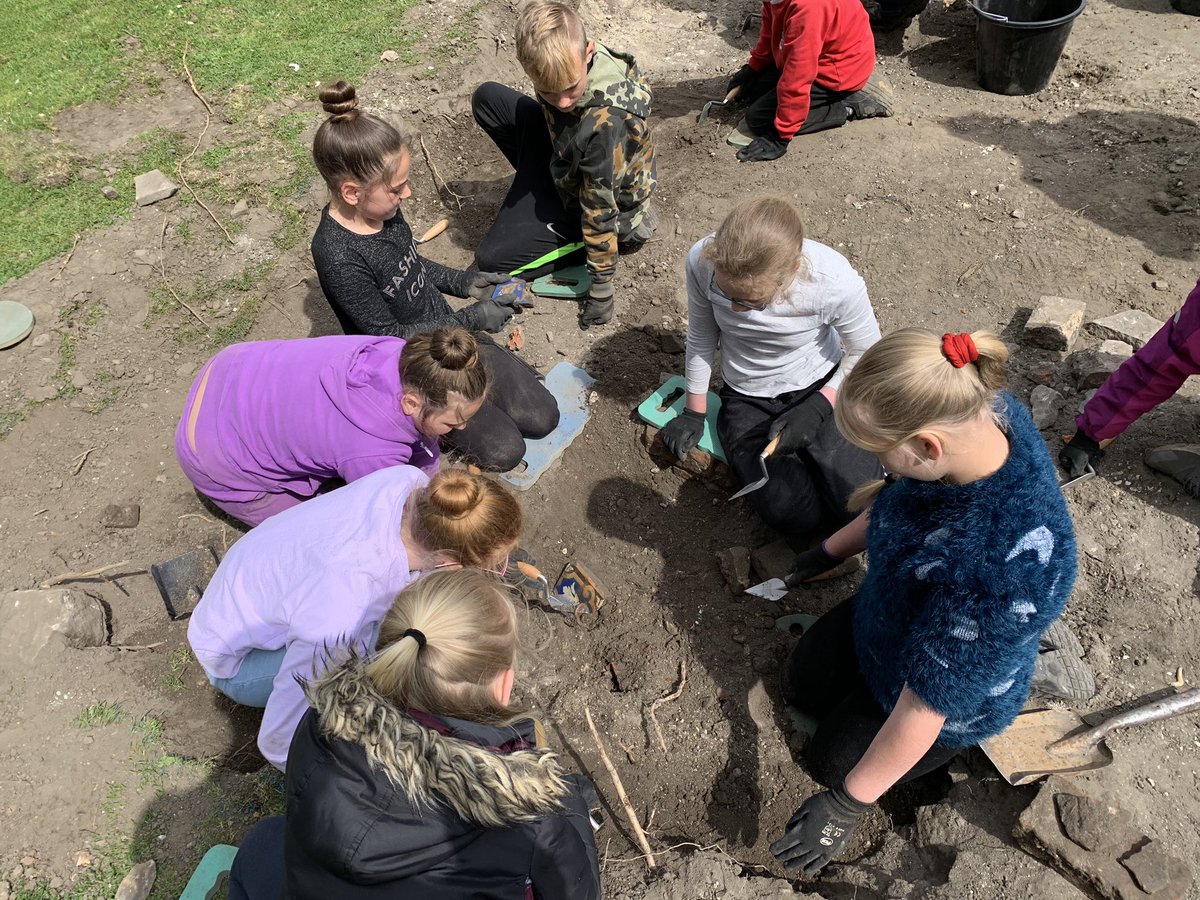 What an amazing experience for <a href="/MoorEndSch/">Moor End Community Primary School</a> Year 6’s, today at Rhyddings Park. We became real life archaeologists! <a href="/FORPark/">Friends of Rhyddings</a> <a href="/nwgrnd/">Newground</a> <a href="/AccringtonNews/">Accrington Observer</a>