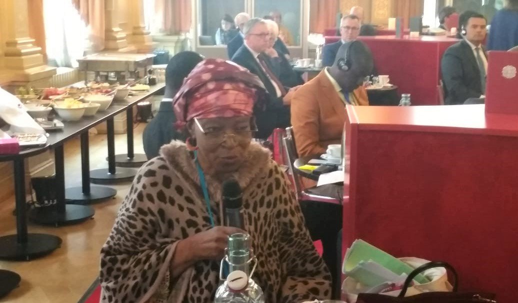 ICLEIAfrica's tweet image. Spotted at #ICCA2019

Mayor of the third district of #Bamako announcing that Bamako recently joined @ICLEI and is in the process of joining the Covenant of Mayors in Sub-Saharan #Africa. @CoMOSSAfrica 

More info on the project: comssa.org #Mali #Africa