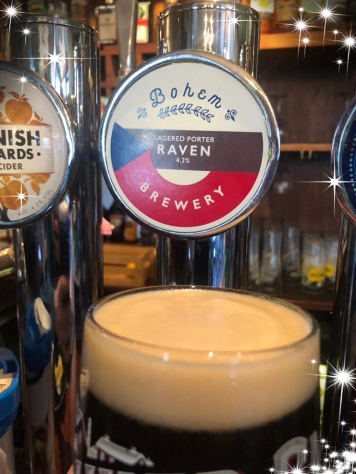 Really enjoying this lagered porter by @BohemBrewery 😋
Try it while supplies last! 

#ontapnow #bestofbattersea #craftbeer #raven #bohem