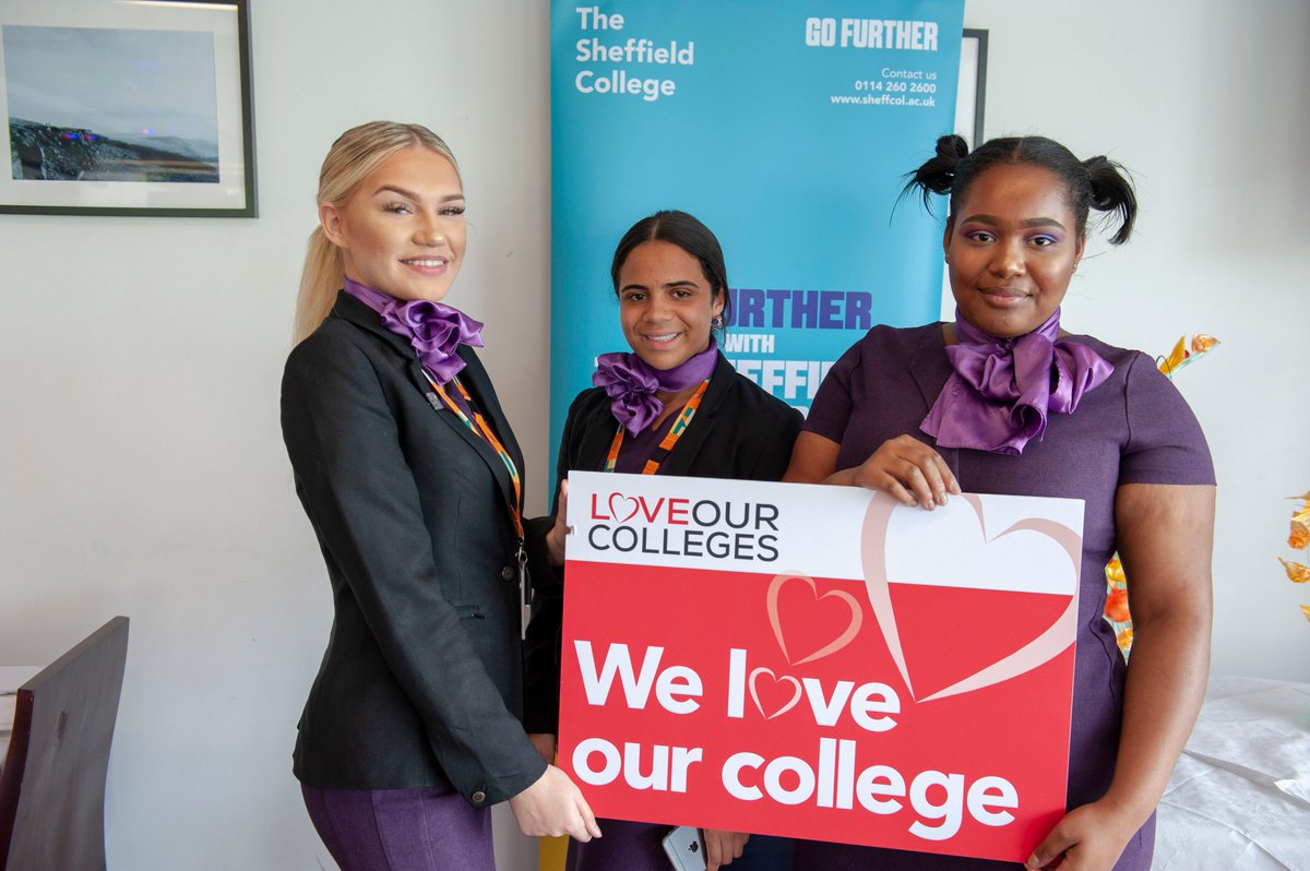 sheffcol's tweet photo. #LoveOurColleges is still going strong at The Sheffield College 💪 https://t.co/wTZs57eVHT
