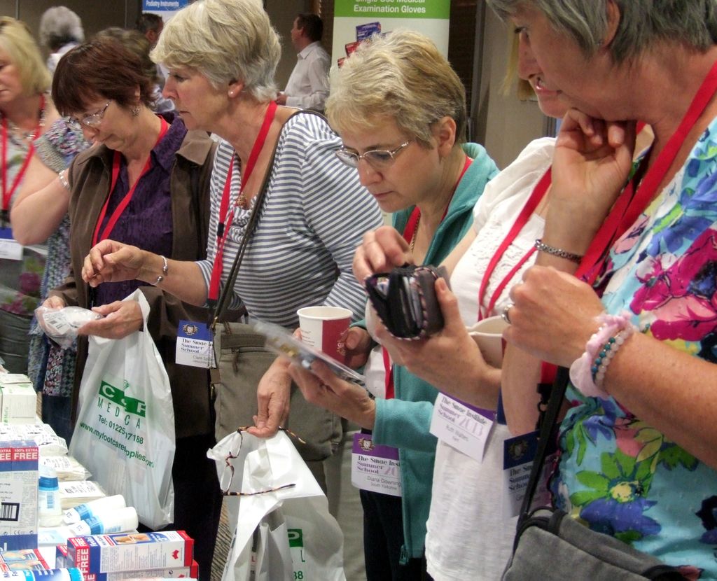 Our Head of #Podiatry Ruby &amp; Operations Manager Rebecca are attending the <a href="/Smae_Institute/">The SMAE Institute</a> Summer School next week.

They will be speaking to #FootHealth Practitioners about starting their #careers with <a href="/Shuropody_/">Shuropody</a>

Who's attending? buff.ly/30wxyu2

 #podiatrist #pod #pods