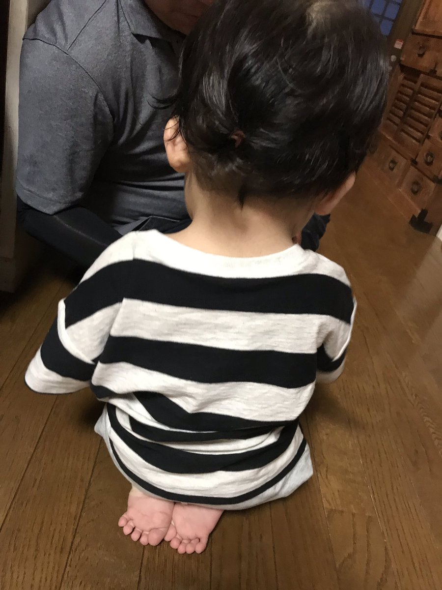 ayumu158's tweet photo. 正座かわいいな、、、 https://t.co/J0IoD4kJN5