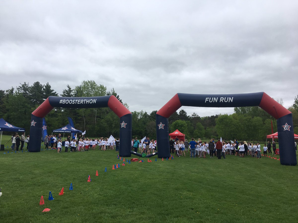 Bamber_Valley's tweet photo. Fun Run Kick-off! https://t.co/2ENa5ORK5J