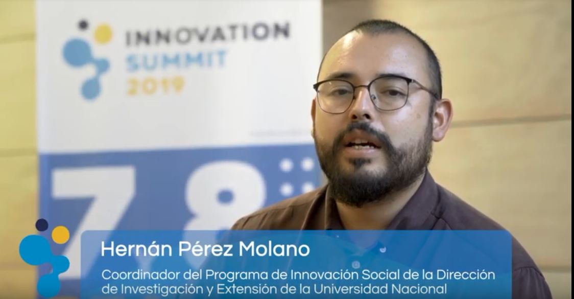 LabPazUNAL's tweet photo. #TBT #DIASummit Hernán Pérez, coordinador del programa de Innovación Social de la @DIEB_UN compartió las experiencias y lecciones aprendidas en el @LabPazDIA! 👉https://t.co/gYYoqelm9c https://t.co/jxQXQamZVQ