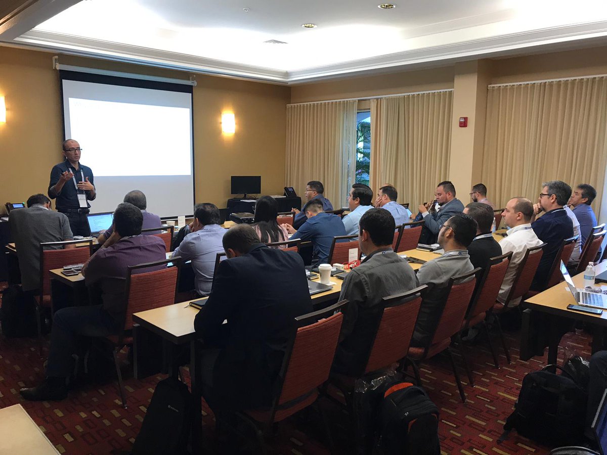 AudioCodes's tweet image. Live from @AudioCodes #CALA #Innovate2019 full class at our workshop day 1!