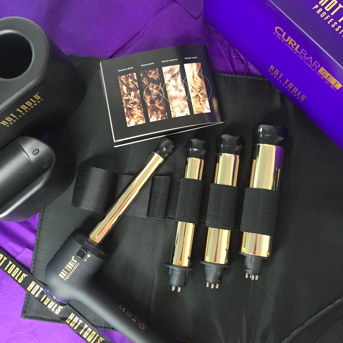 hottoolsprouk's tweet photo. Our #CurlBarSet lovingly stored ready for easy travel in our roll bag.
When you're ready to use i the salon simply place the barrels in their designated holder and handle stand & get curling!
#hottoolsproeu #anewangleoncurls #hairstylsist #hottools #hottoolscurlbar https://t.co/5Q5voEpFjN
