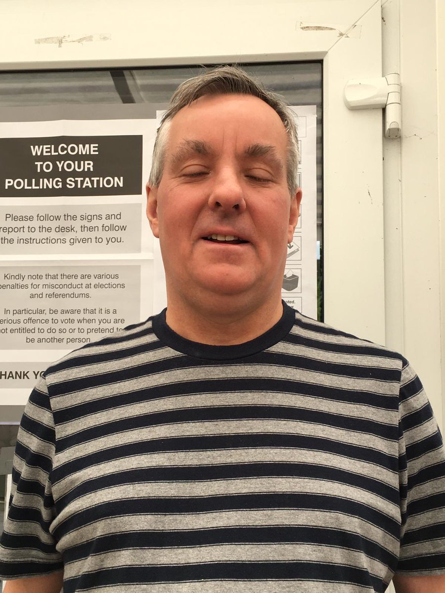 CountryCrunch's tweet image. One of the many in the UK today #votelabour