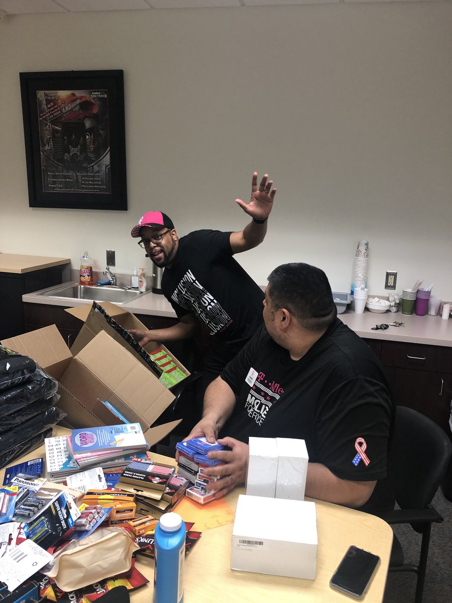 MI/IN supporting Operation Gratitude!! #MemorialDayWeekend  #DiversityandInclusion #mobilizeforservice <a href="/Wintertab/">Marty Pisciotti</a> <a href="/davidmutinda/">David Mutinda</a> <a href="/richgarwood/">Rich Garwood</a> @k_mccormick888 <a href="/J_SChristian/">Joseph Christian</a>