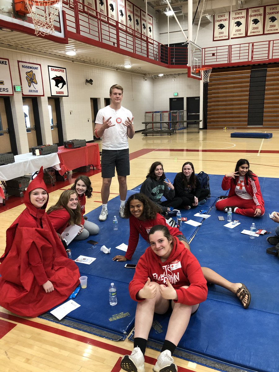 LNStudentCouncil tweet media
