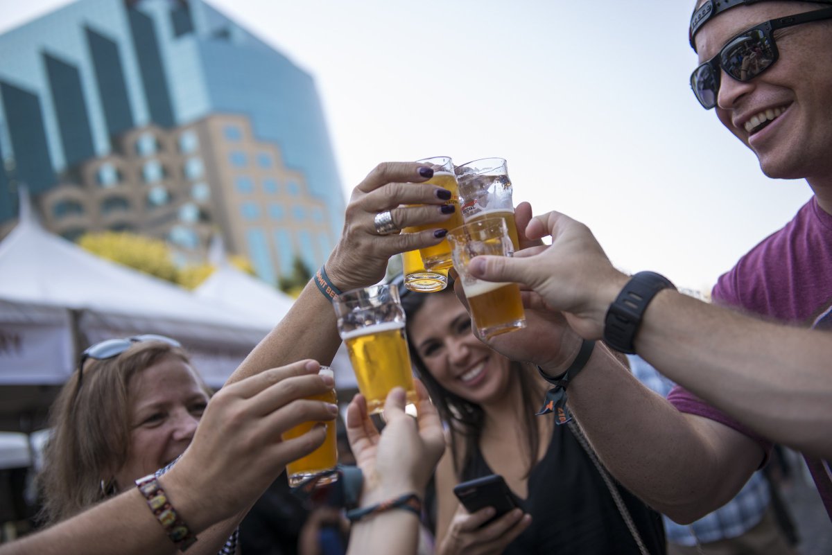 The LARGEST California #craftbeer event is coming to Long Beach! Don’t miss the <a href="/CACraftBrewers/">CACraftBrewers</a> #CABeerSummit: 3 Days, 170 breweries, 500 craft beers. Discounted Early Bird tickets are on sale now!! ow.ly/jQwA30boNzb