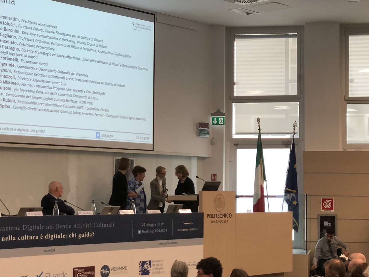 Evviva <a href="/villabernasconi/">villabernasconi</a> premiata ora  da <a href="/Osserv_Digital/">Osservatori Digital</a> #lacasacheparla ❤️