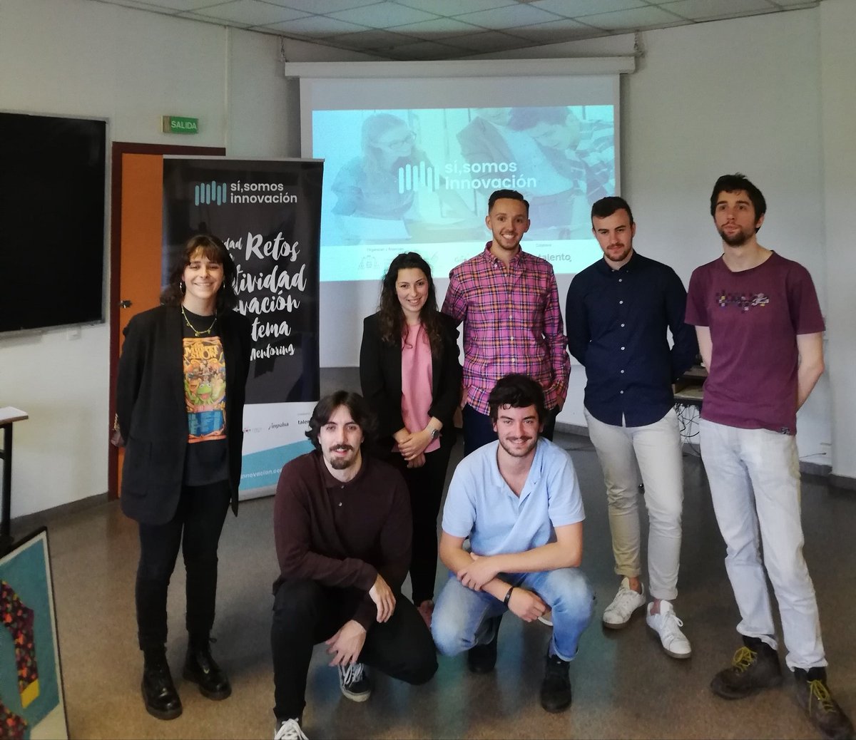 Un equipo de valientes dispuesto a presentar las soluciones que han preparado para los retos de las empresas ¿cuál será el proyecto ganador?