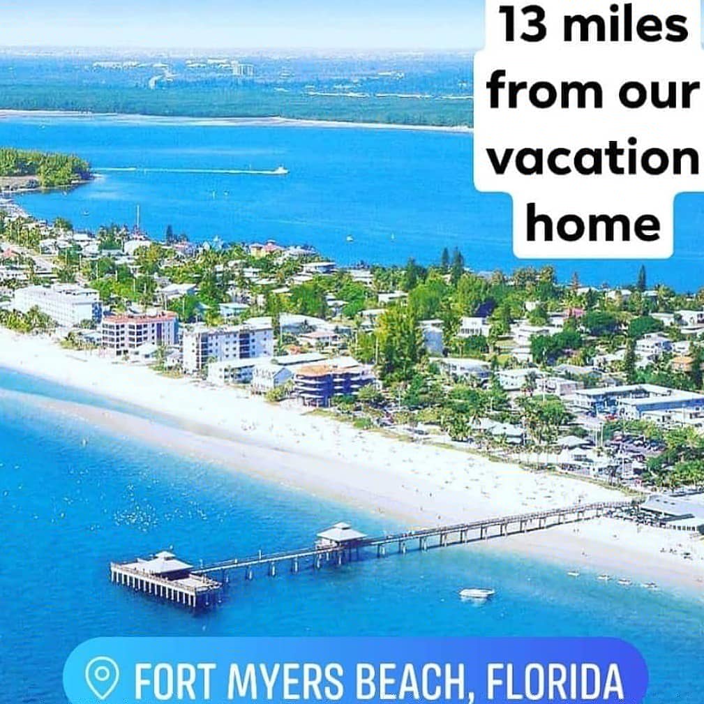 GoodFellas52172's tweet photo. Smoking Gun Showdown band this Saturday night Good Fellas 9pm! 
Come see who wins a free 1 week stay to Florida at Sw Florida vacation rental Jason and Dana Fish! https://t.co/wfeE3UGb58