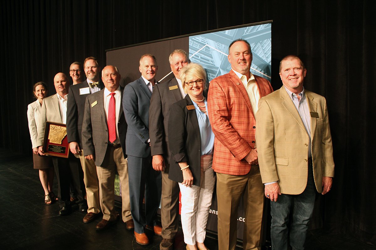 Congratulations to David Branscum who was awarded the 2019 Rural Advocate of the Year award during the Rural Development Conference! #ARDC2019 ow.ly/iqJk50unLjV