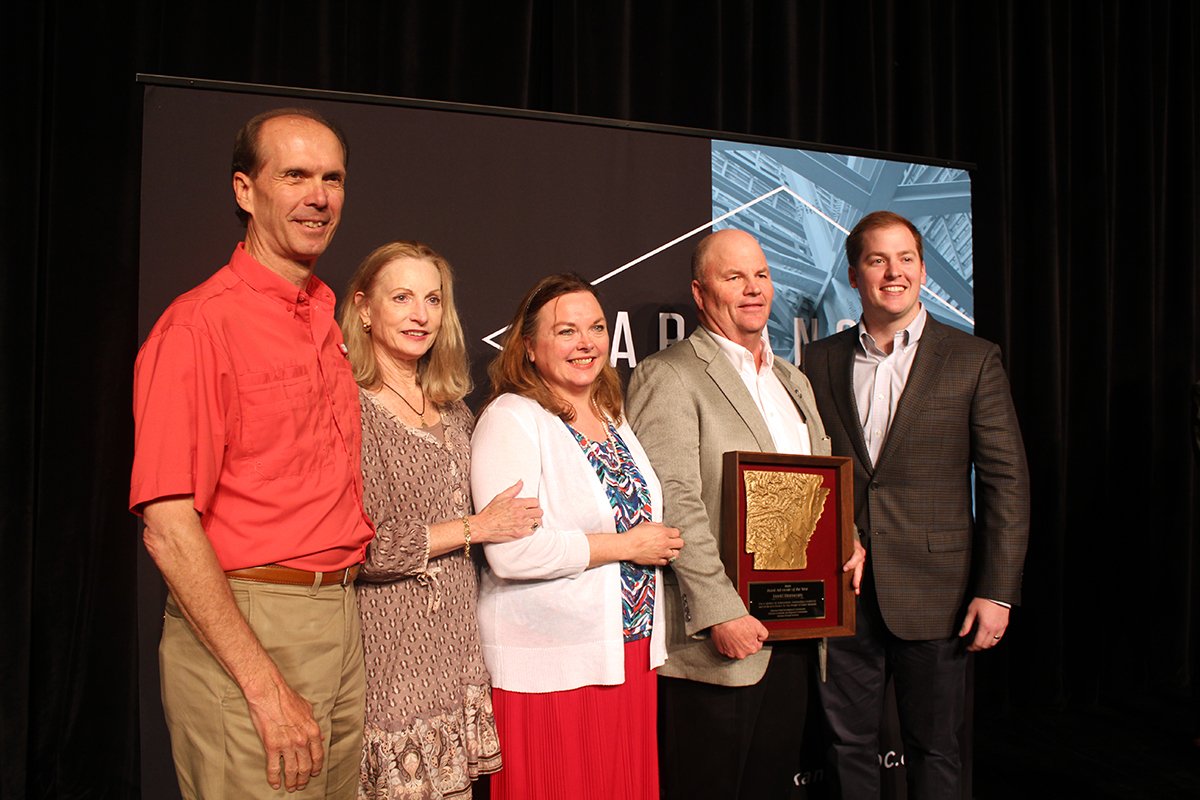 RuralArkansas's tweet photo. Congratulations to David Branscum who was awarded the 2019 Rural Advocate of the Year award during the Rural Development Conference! #ARDC2019 https://t.co/nqX3KRA38y https://t.co/Z86Mv4iRSF