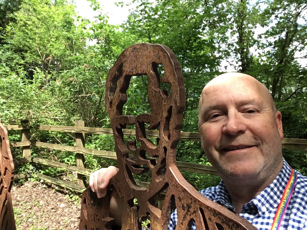 Robbaker1962's tweet photo. Missed the gang at lunchtime due to a meeting so just me and Tom today. Missed my colleagues but some great thinking time 👍🏃🏼‍♂️ Tom Jones Thursday walks every week. https://t.co/6s0Pfv6E64